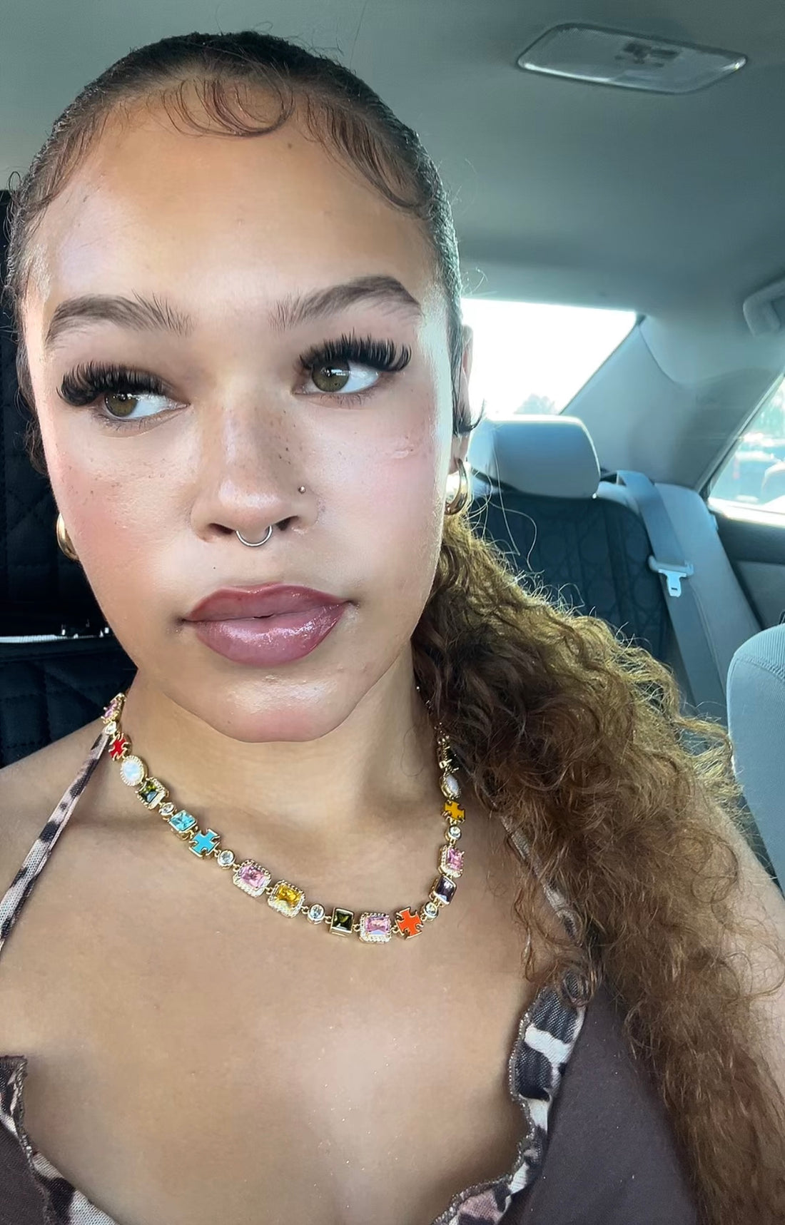 Golden Gemstone Necklace - Premium Solid Back Design